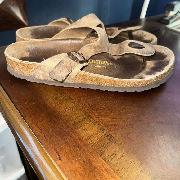Women’s Birkenstock Thong Gizeh Sandal Tan Suede Size 40 Womens 9 Mens 7 - Picture 6 of 12